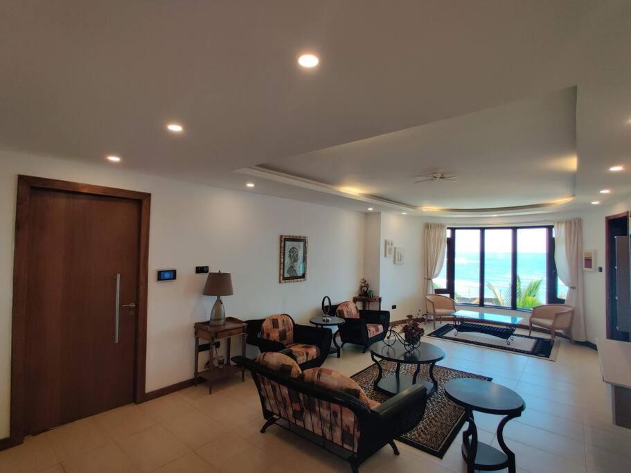English Point Residence Beach Apartments Mombasa Eksteriør billede